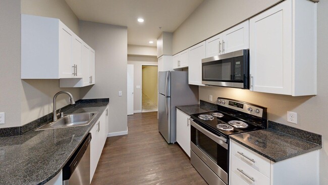 2x2 Sonoma B Kitchen - Four Seasons Central