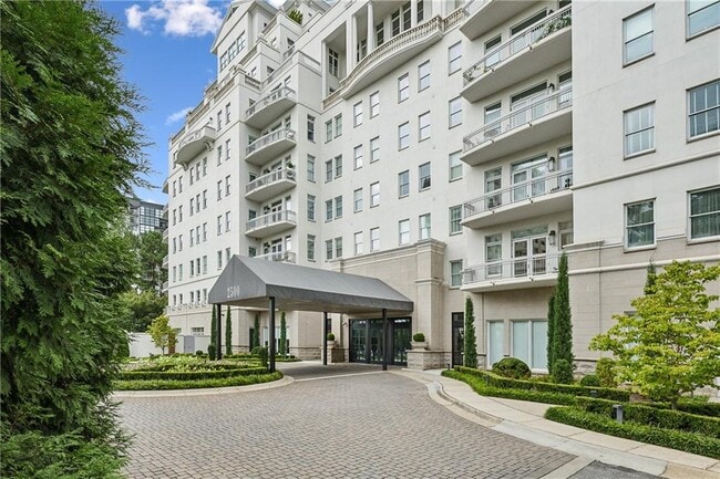 Photo - 2500 Peachtree Rd NW Condo Unit 301S