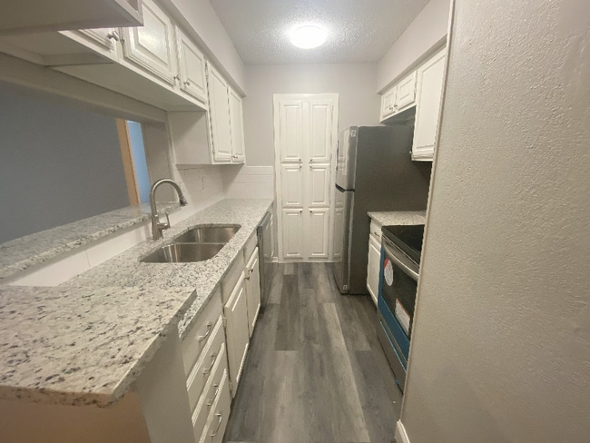 Photo - 1310 Harwell Dr Unit 4721