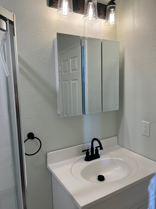 Photo - 3116 W Dewey St
