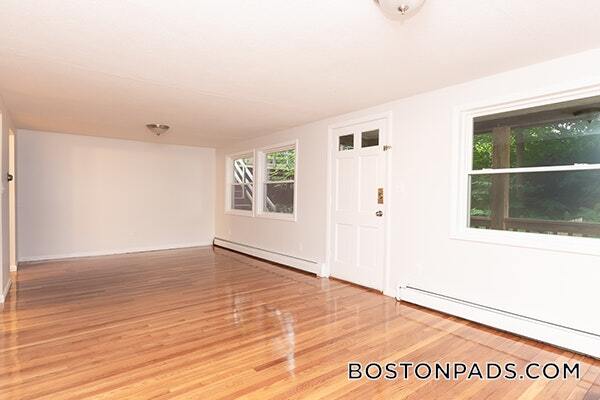 Photo - 40 R Stone St Unidad R1