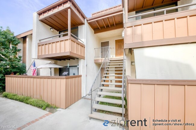 Photo - 3 br, 2 bath Condo - 15155 Sherman Way, Va...