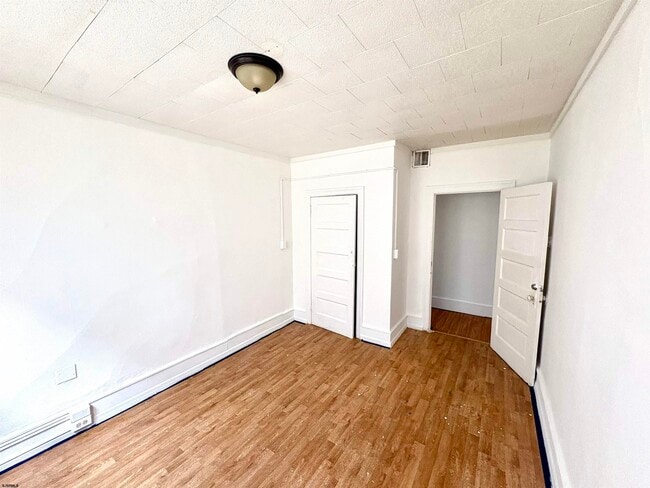 Photo - 117 N Georgia Ave
