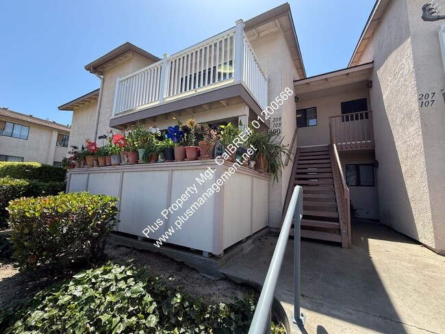 Building Photo - Quail Meadows Upstairs Condo with Easy Access to 101 Frwy/VSFB Unit 208B