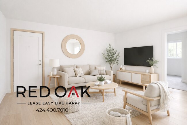 Building Photo - 15000 Moorpark St Unit 14