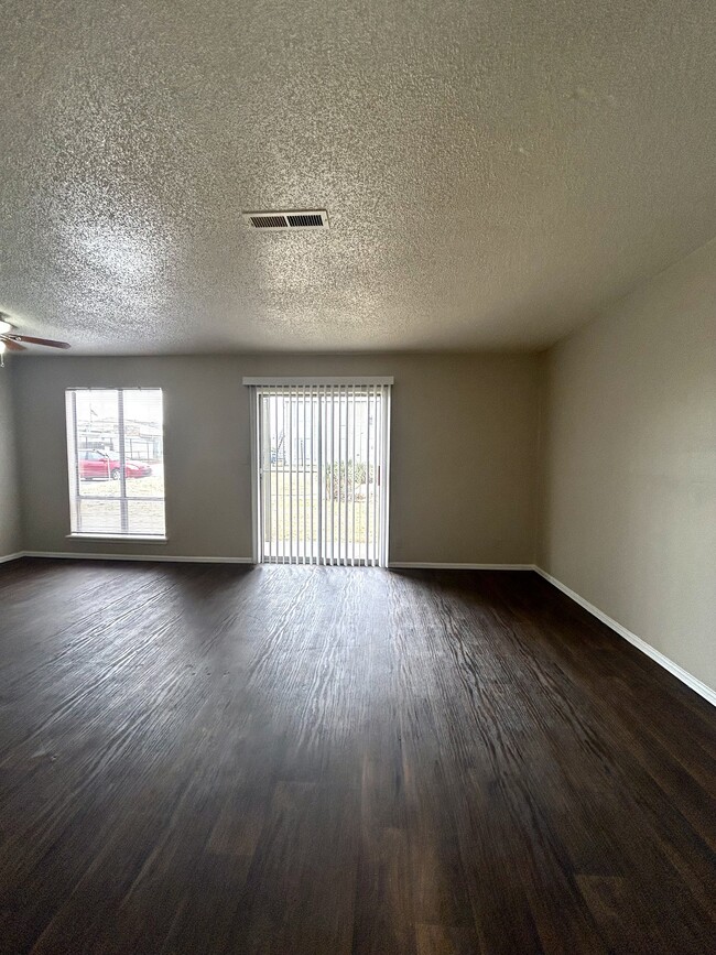 Living Room - Red Fox Apartments
