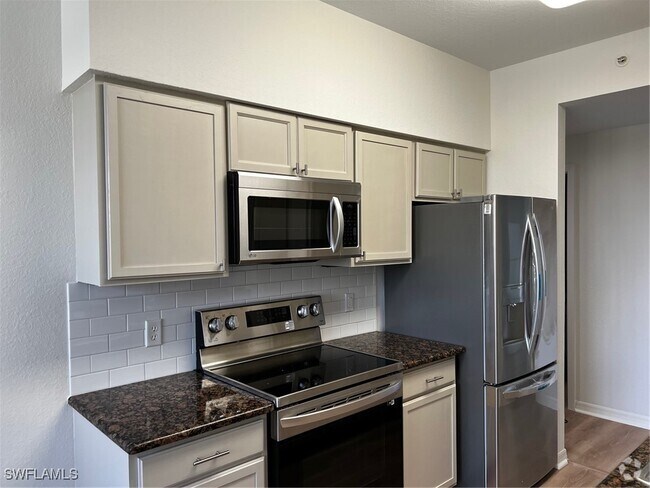 Building Photo - 7925 Preserve Cir Unit 326 Rental