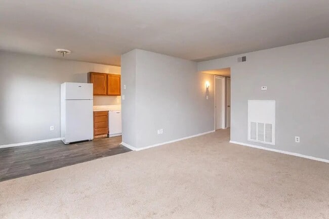 Photo - 6110 Cricklewood Dr