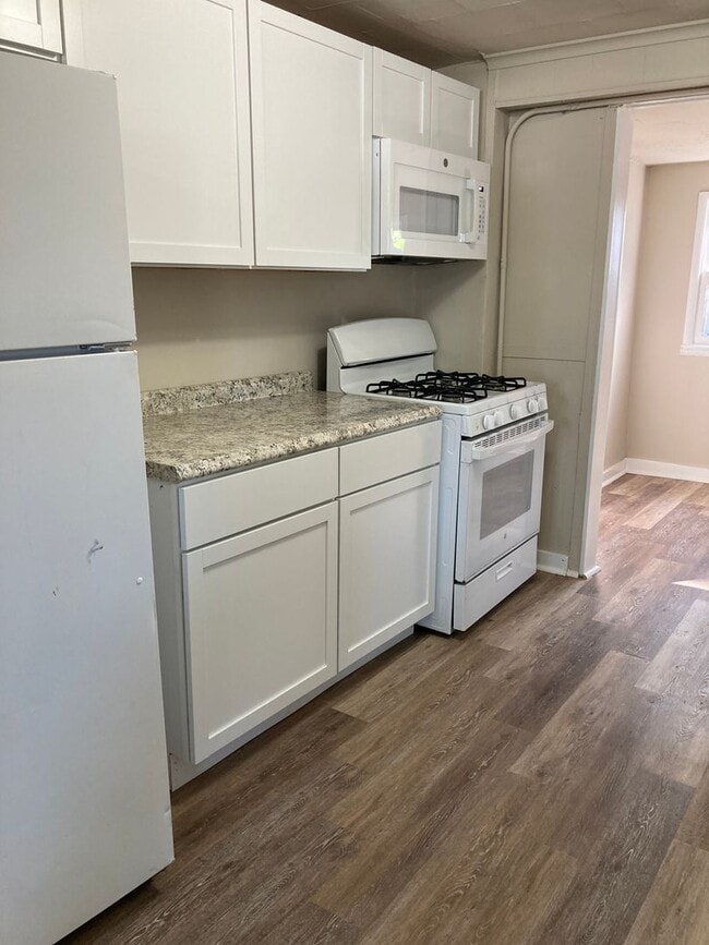 Photo - Updated 2 bedroom 1 bathroom home