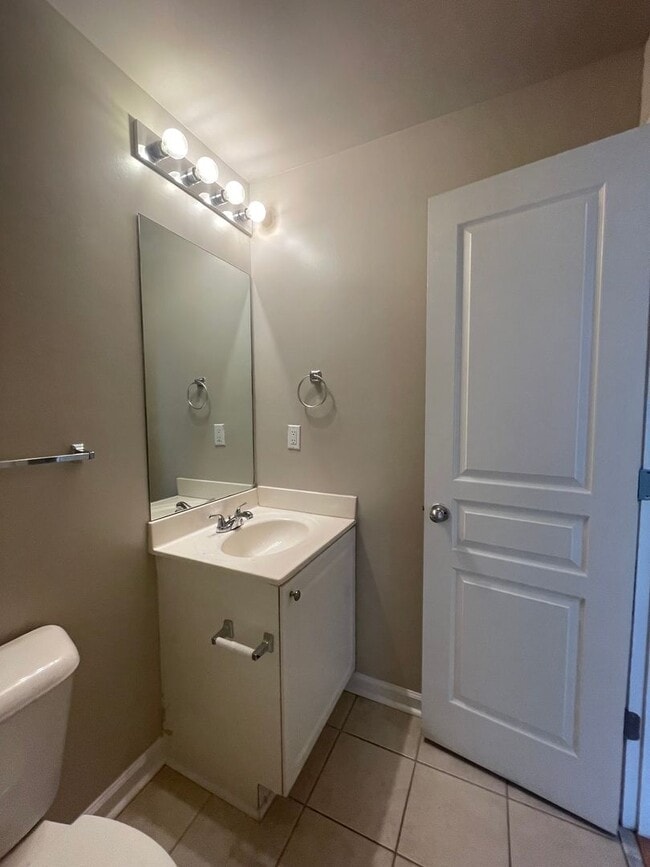 Photo - 17-1731 Momen Unit 17-1731 - A