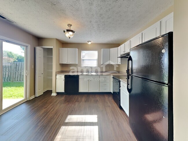 Photo - 11350 War Admiral Dr