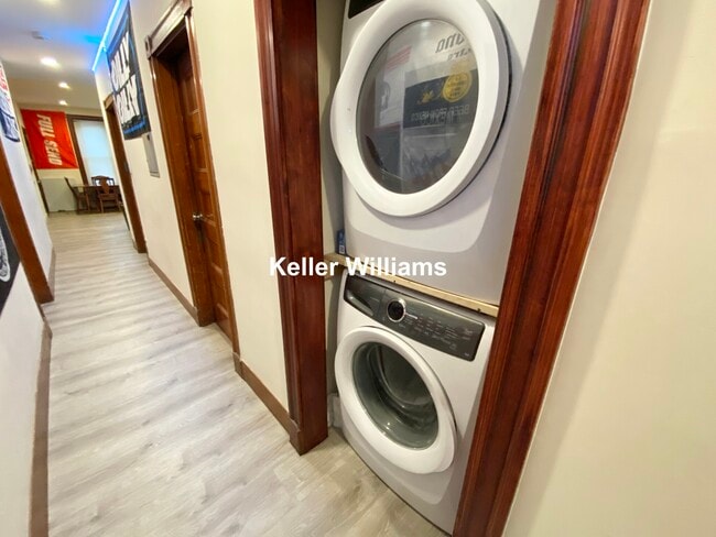 Photo - 174 Saint Alphonsus St