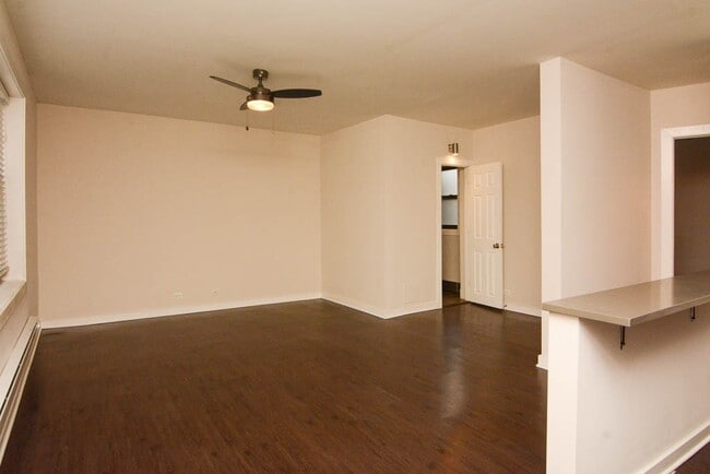 Photo - 2410 N Kedzie Blvd Unidad J06W