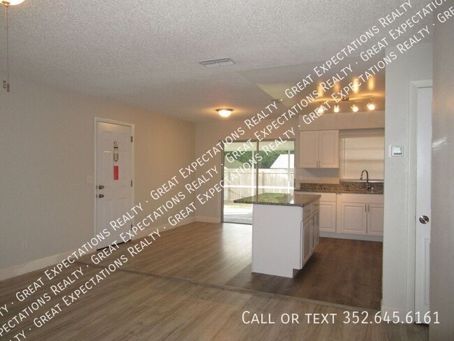 Photo - 1309 NE 20th St