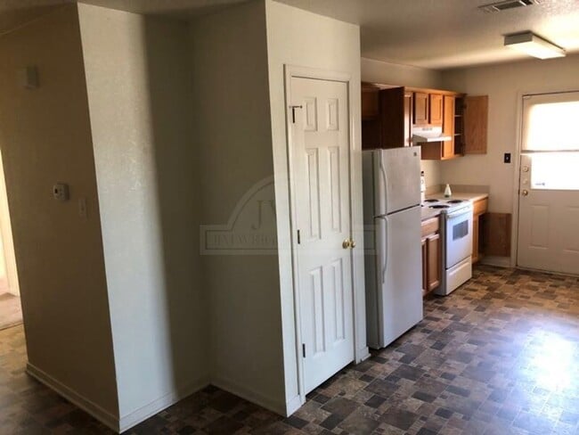 Photo - 308 Cedar Ridge Dr