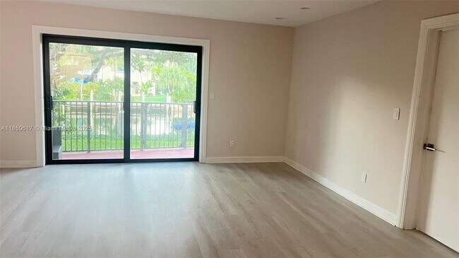 Photo - 6855 Edgewater Dr Unit 1CS