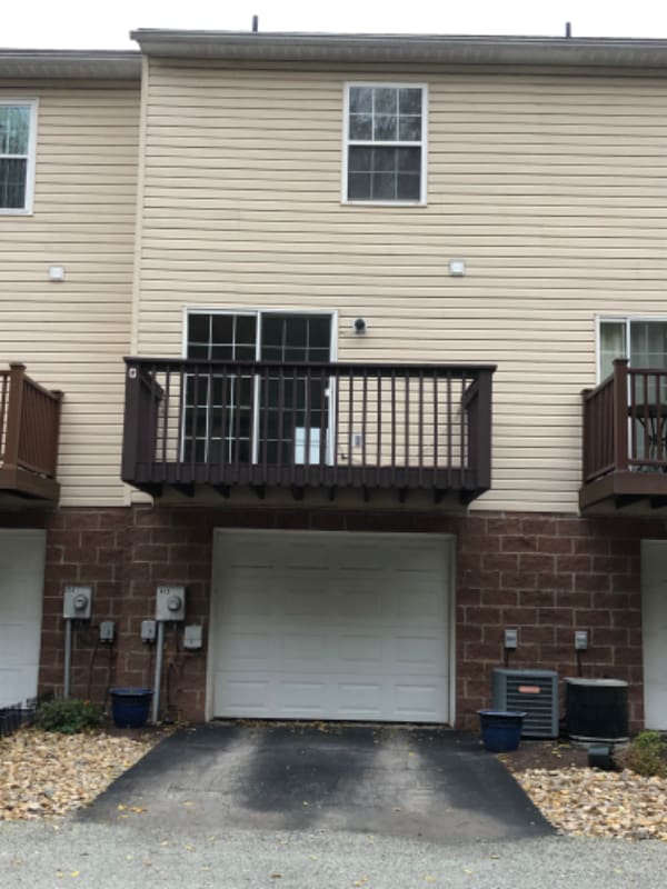 Photo - 412 Silvis Way Casa Adosada