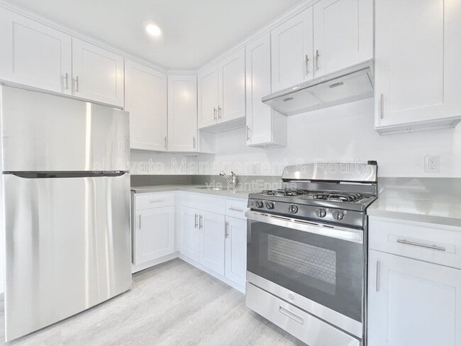 Photo - 3900 Nicolet Ave