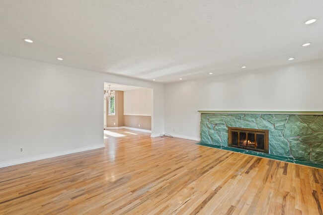 Photo - 8506 224th St SW