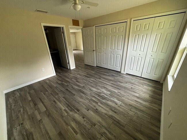 Photo - 2/2 Quad End Unit - SE Ocala