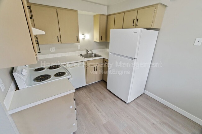 Photo - 723 W York Ave