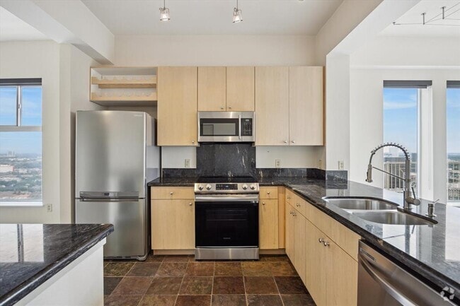 Building Photo - 3505 Sage Rd Unit 2709 Rental