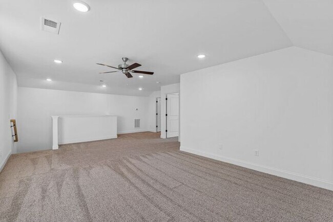 Brand New Home! Convenient Location! RENT TODAY!