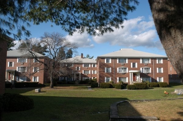 Building Photo - Mill Street Gardens Rental