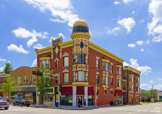 Building Photo - 50 E Court St Unit 2N Rental