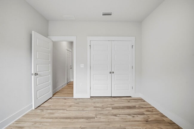 Photo - 209 Camellia Dr