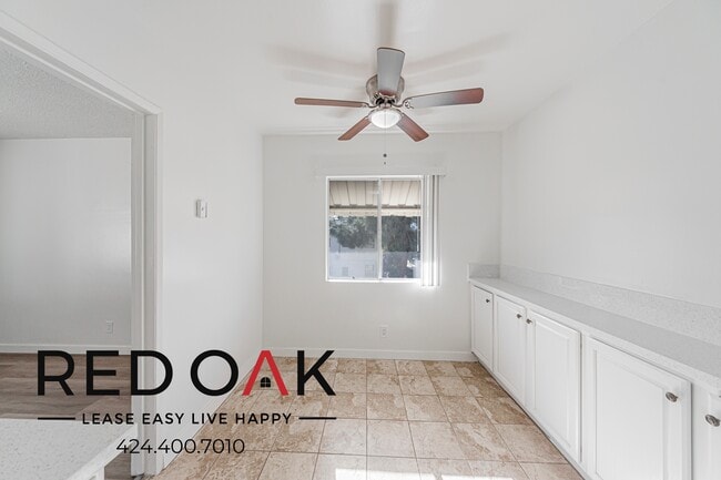 Photo - 8720 Owensmouth Ave Unidad 9