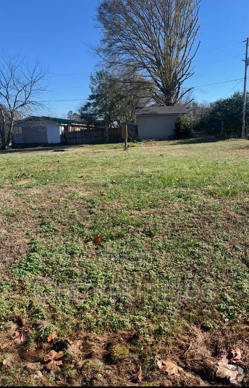 Building Photo - 119 Bobbys Loop Rental