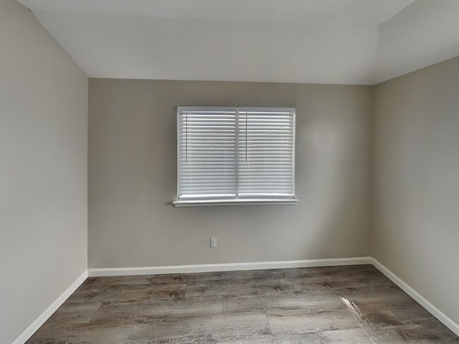 Photo - 12806 Boris Cove Trail