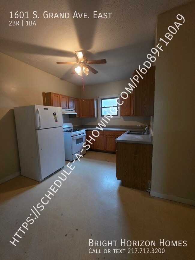 Photo - 1601 S Grand Ave E