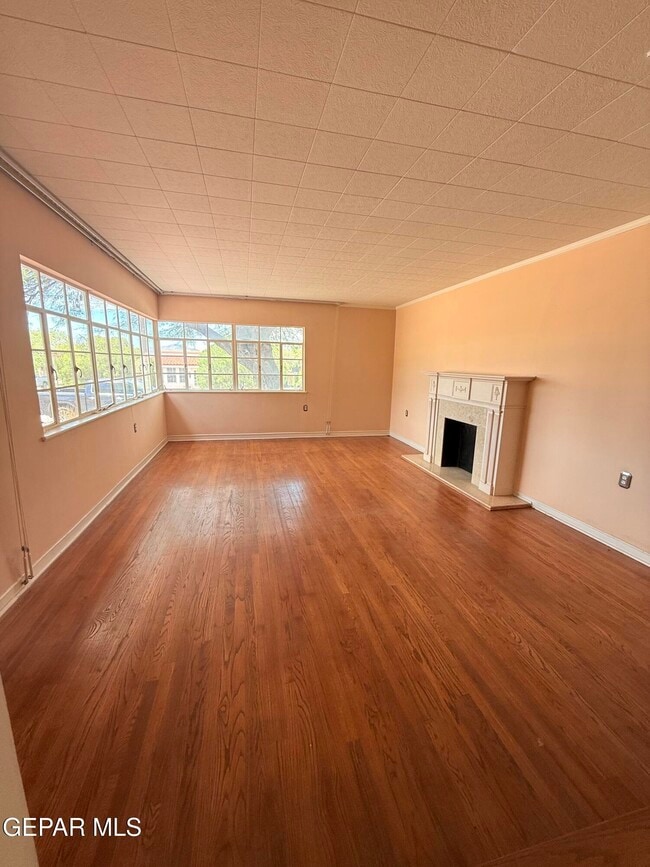 Photo - 601 Blacker Ave