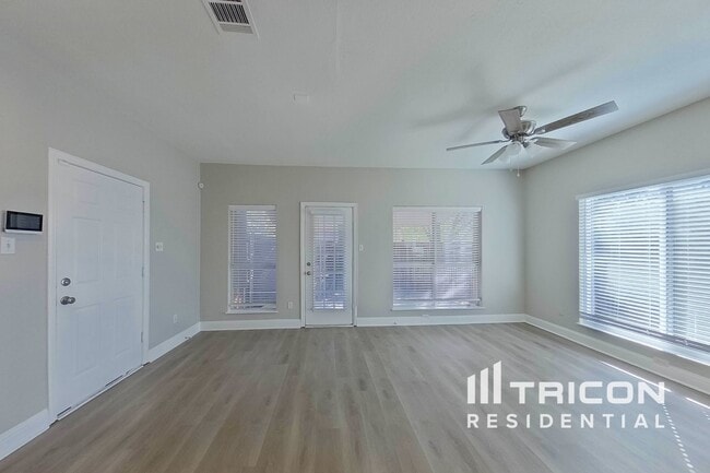 Photo - 2320 Shinnery Oak Dr