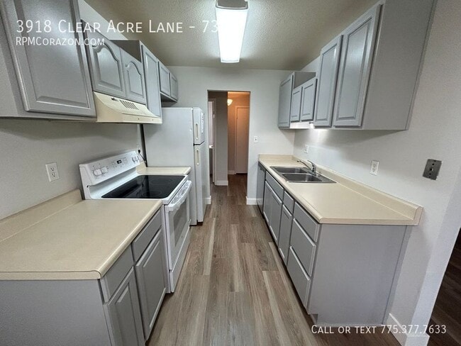 Photo - 3918 Clear Acre Ln