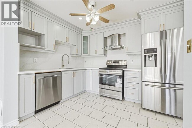 Photo - 41 Pinewoods Dr