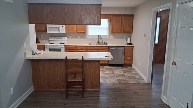 Photo - 201 Hicks Dr
