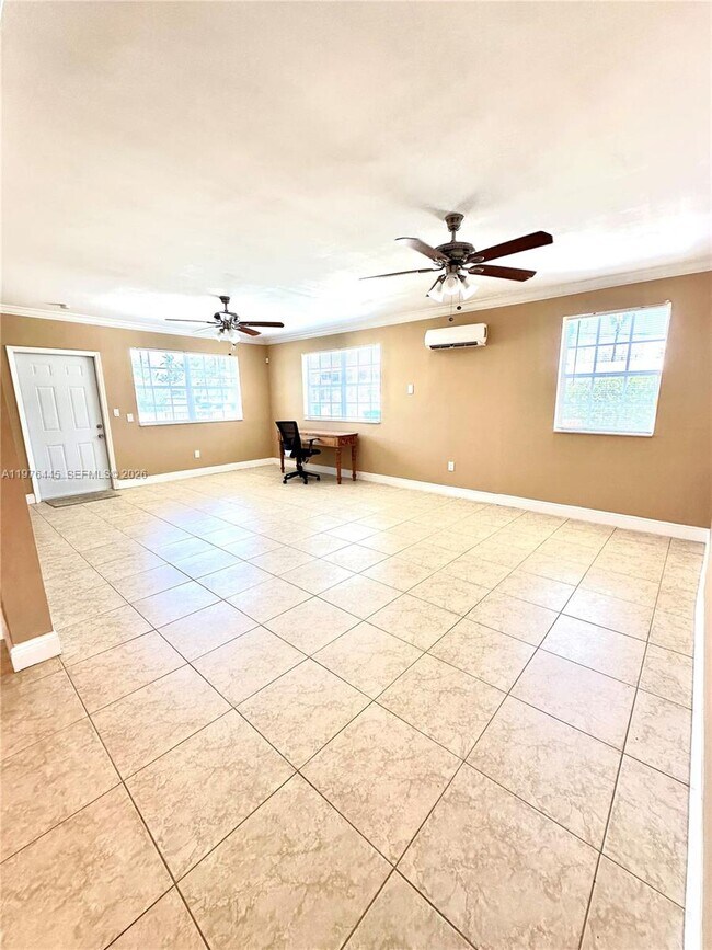 Photo - 3101 SW 67th Ave