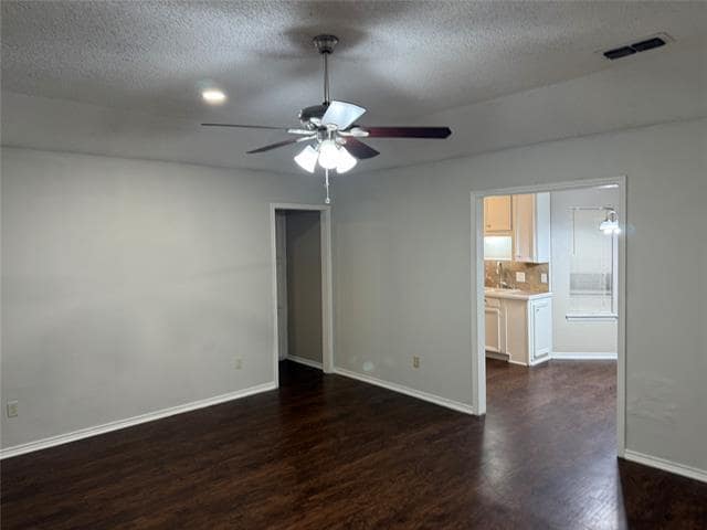 Photo - 221 Arnold St