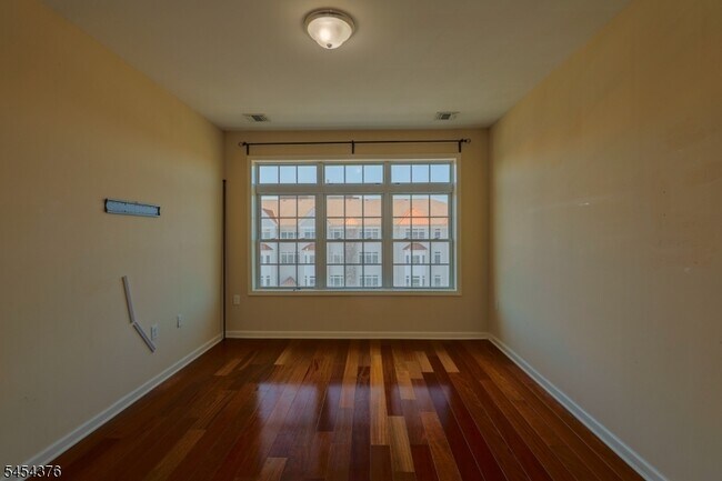 104 E Elizabeth Ave Unit 403