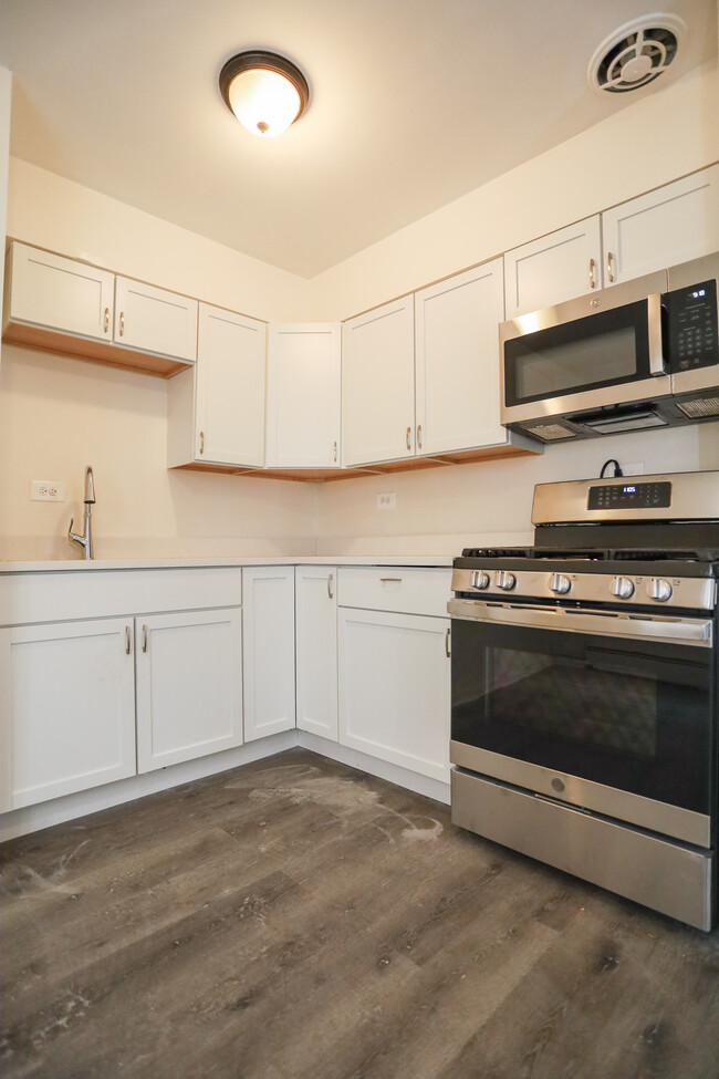 Photo - 1632 W Pratt Blvd Apartamentos Unidad #3N