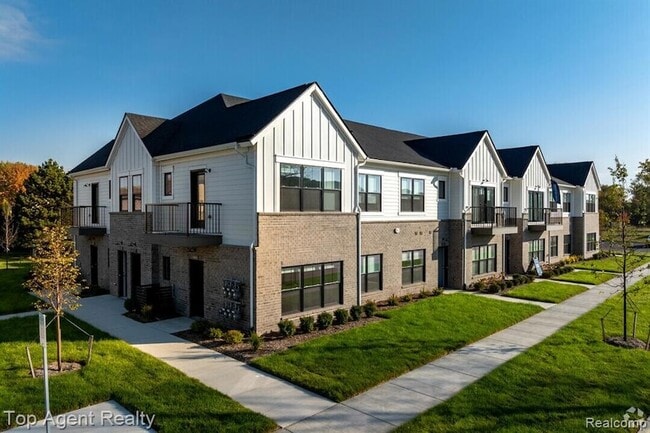 Photo - 31733 Gabby Ct