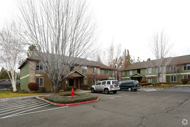 Photo - Spring Pines Apartments