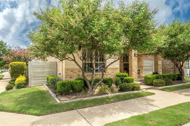 Photo - 840 Parkside Dr