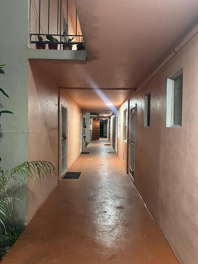 Photo - 1525 NW 19th Terrace Unit 24