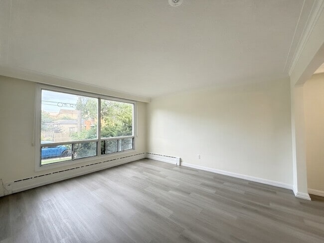 46 Montcalm Ave Unit Main