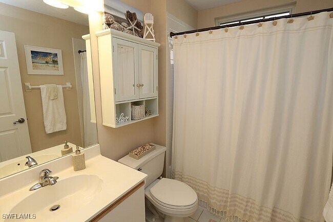 Photo - 7058 Barrington Cir Unidad 102