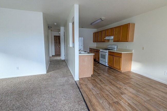 Photo - Eagles Nest Apartments